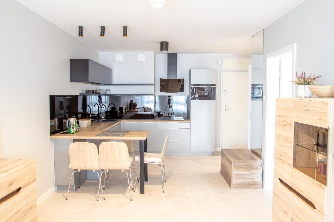 Al-Dom Apartamenty Apartament Przyjazny Na Wyspie Solnej كولوبرزيغ المظهر الخارجي الصورة