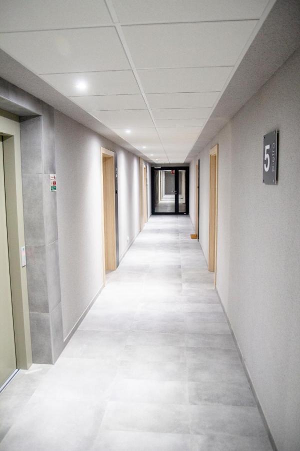 Al-Dom Apartamenty Apartament Przyjazny Na Wyspie Solnej كولوبرزيغ المظهر الخارجي الصورة